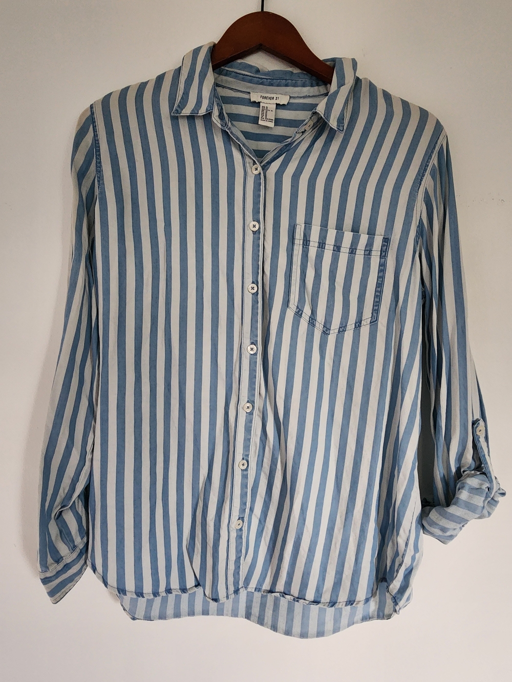 Women's Forever 21 Blue and White Striped Button-Down Shirt, Size Medium
